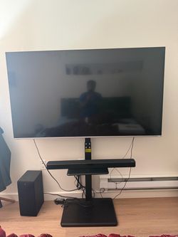 Floor TV Mount with soundbar shelf