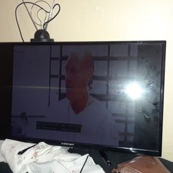 32in. Element Hdtv Hdmi W .antena Needs  Remote.