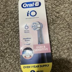 Oral B iO Gum & Sensitive Replacement Brush Heads 6 Count NEW