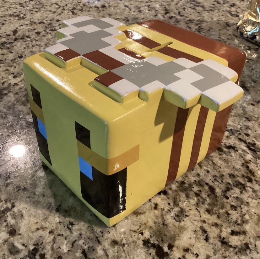 Minecraft Bee bank 