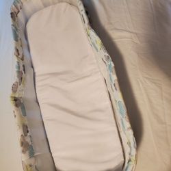 Baby Delight Snuggle Nest Portable Bassinet 