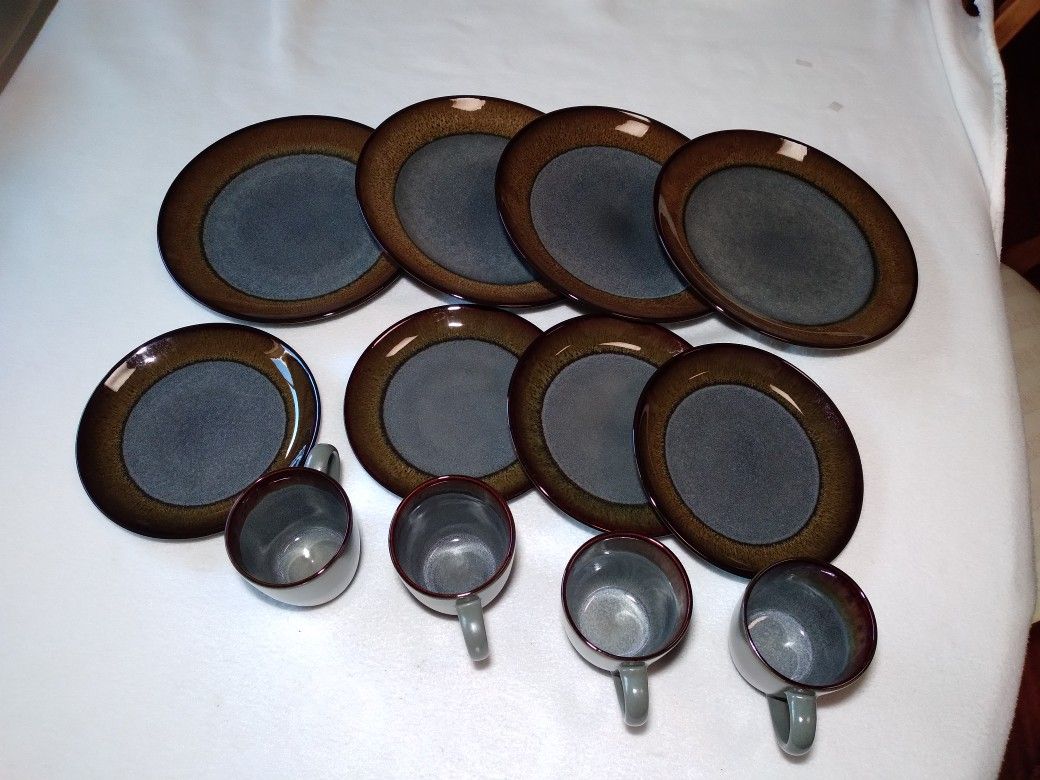 Platzgraff Monroe Gray 12 Piece Stoneware Dinnerware Set Dark Gray 12 Pcs