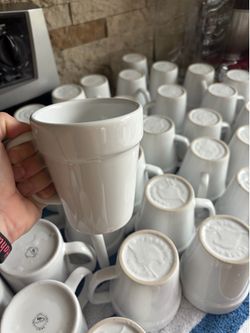 White mugs