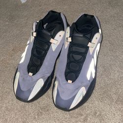 YEEZY 700 NO BOX