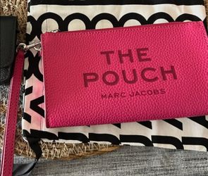 New & Authentic 100% MARC JACOBS