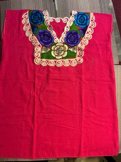 Pink Embroidered Floral Mexican Blouse Medium Size