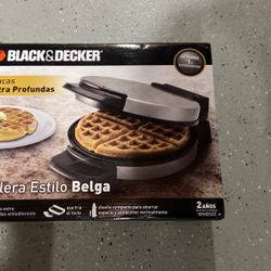 Belgian waffle maker