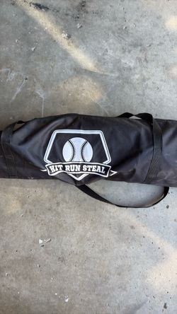 Hit Run Steal portable practice net