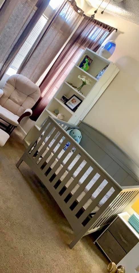 4 In 1 Convertible Baby Crib