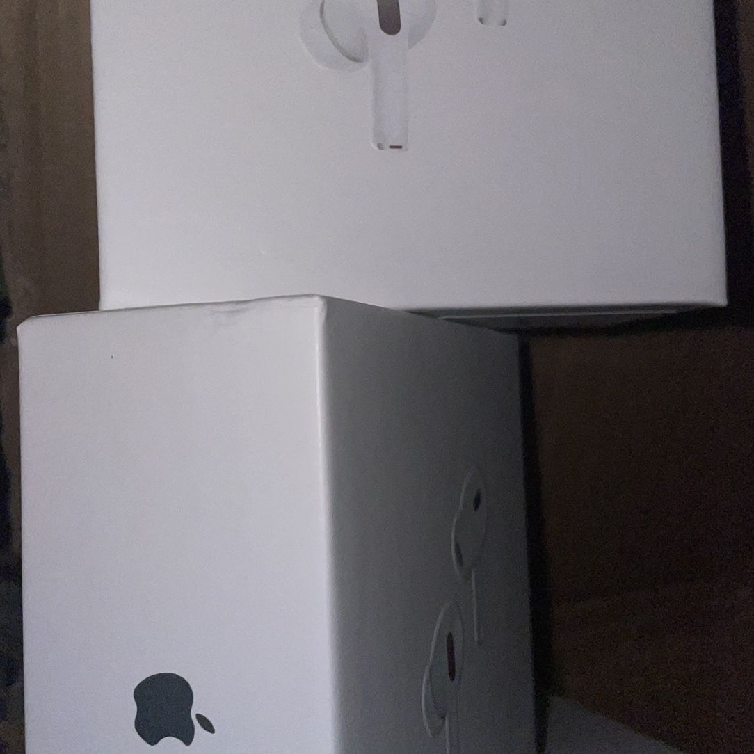 Apple AirPods Pro 2nd Generation (Brand New)(PROMOTIONAL PRICE)