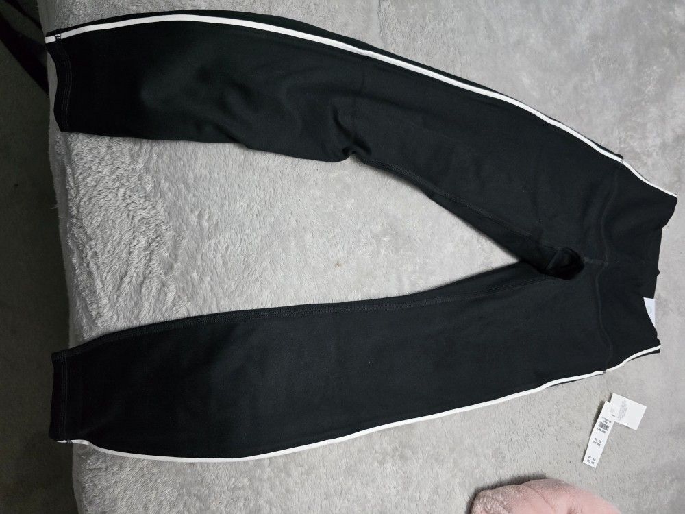 Gilly Hicks Leggings