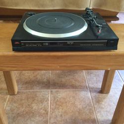 Fisher Mt 725 Turntable