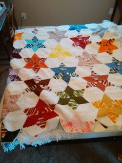 Afghan HANDMADE. 100x110"
