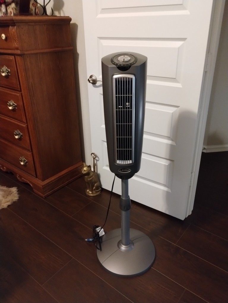 52 Inch Lasko Tower Fan
