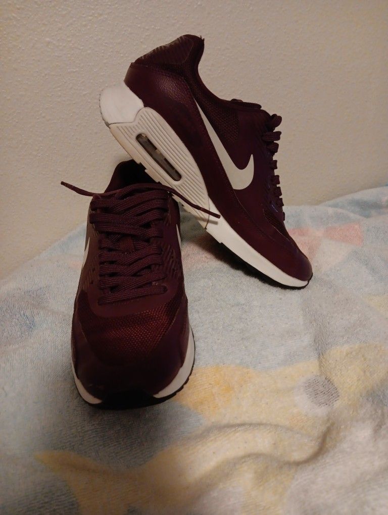 NIKE Air Max 90   on sale 