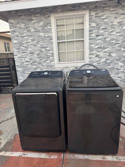 Samsung washer & gas dryer extra large capacity