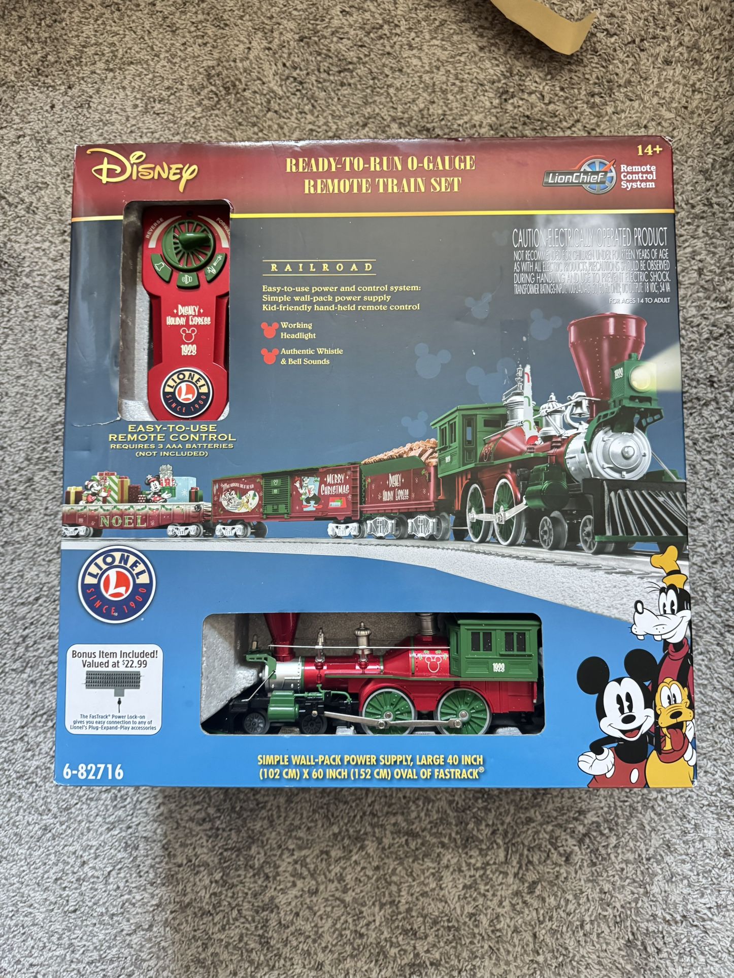Lionel Disney Mickey’s Holiday To Remember Christmas Train Set