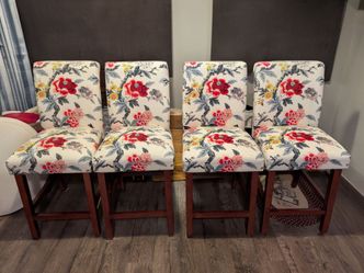 4 Bar/Island/Tall Top Table Chairs-Stools