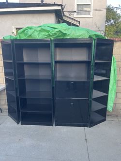 Black wall unit.