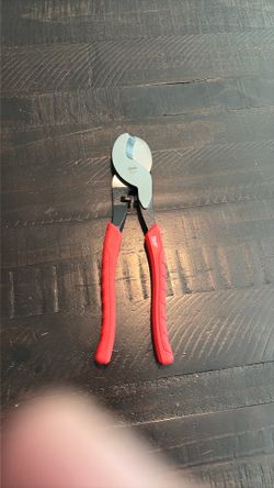 Milwaukee 10” cable cutters