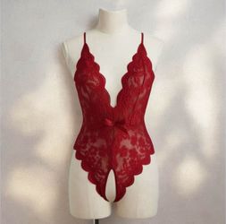 NEW/NUEVO Thong crotchless lingerie L /XL/ lencería de tanga sin entre piernas L/XL