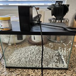 Fish tank 10 gallon