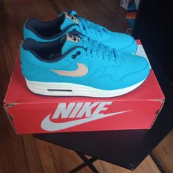 Nike Air Max 1 👟 