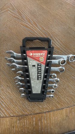 Husky wrench set
