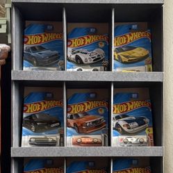 Hot Wheels In Display 