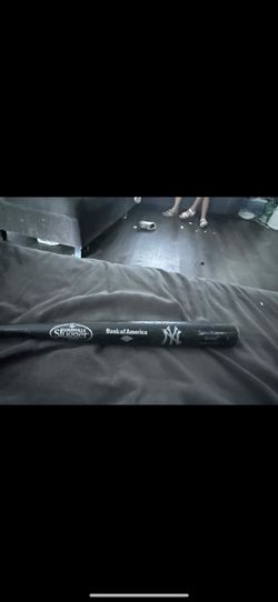 Yankees Baseball Bat! Great Condition! $40
