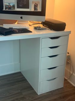 White Desk with 5-Drawer Unit
