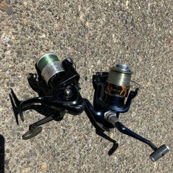 Set of Two Spinning Reels
