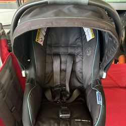 Graco Infant Car Seat 