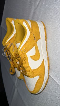 Yellow Nike dunks