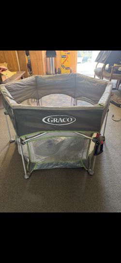 Graco Play yard ( Corralito Para Bebés)