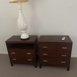 Two Bedroom End Tables With Lamp