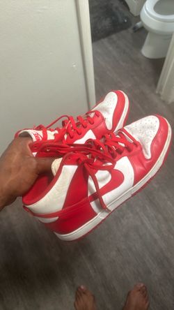 Red whit panda dunk USED