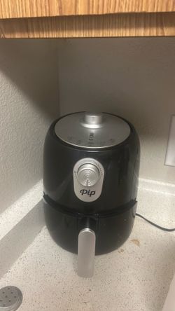 Compact airfryer