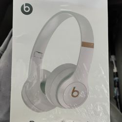 BEATS SOLO 4 