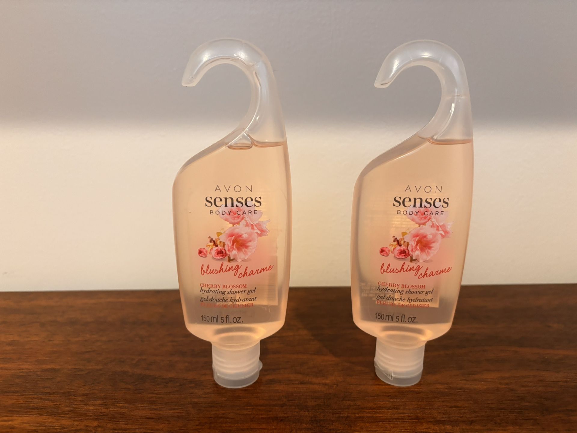 Avon Senses Blushing Charme Cherry Blossom Hydrating Shower Gel - New!