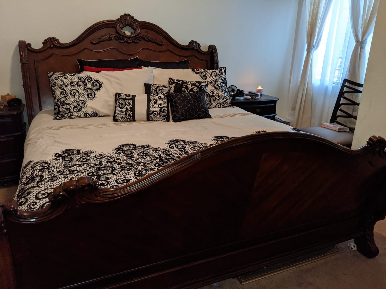 king size bed with mattress’s