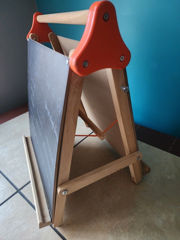 Table Top 3 in Onr Wooden Easel