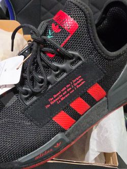 NMD NMD_R1 V2 'BLACK VIVID RED