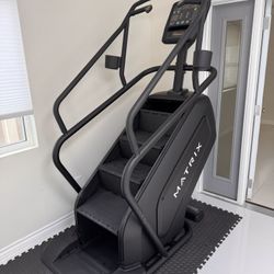 Matrix C7xe Climbmill Stepping Stairmaster