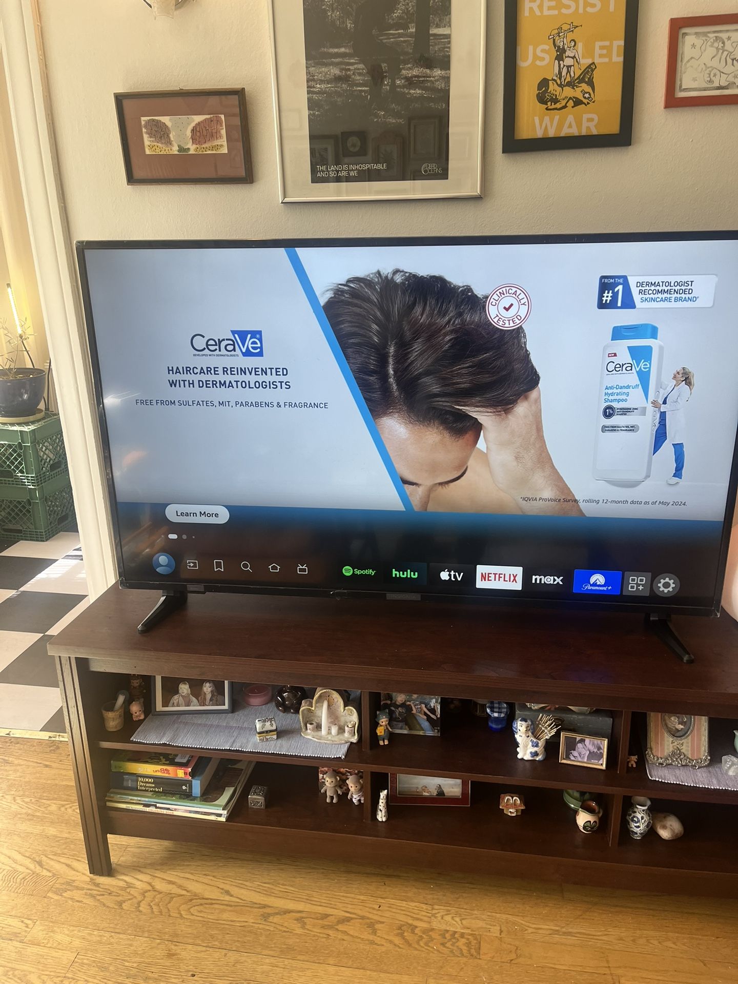 Like new 55” Fire TV