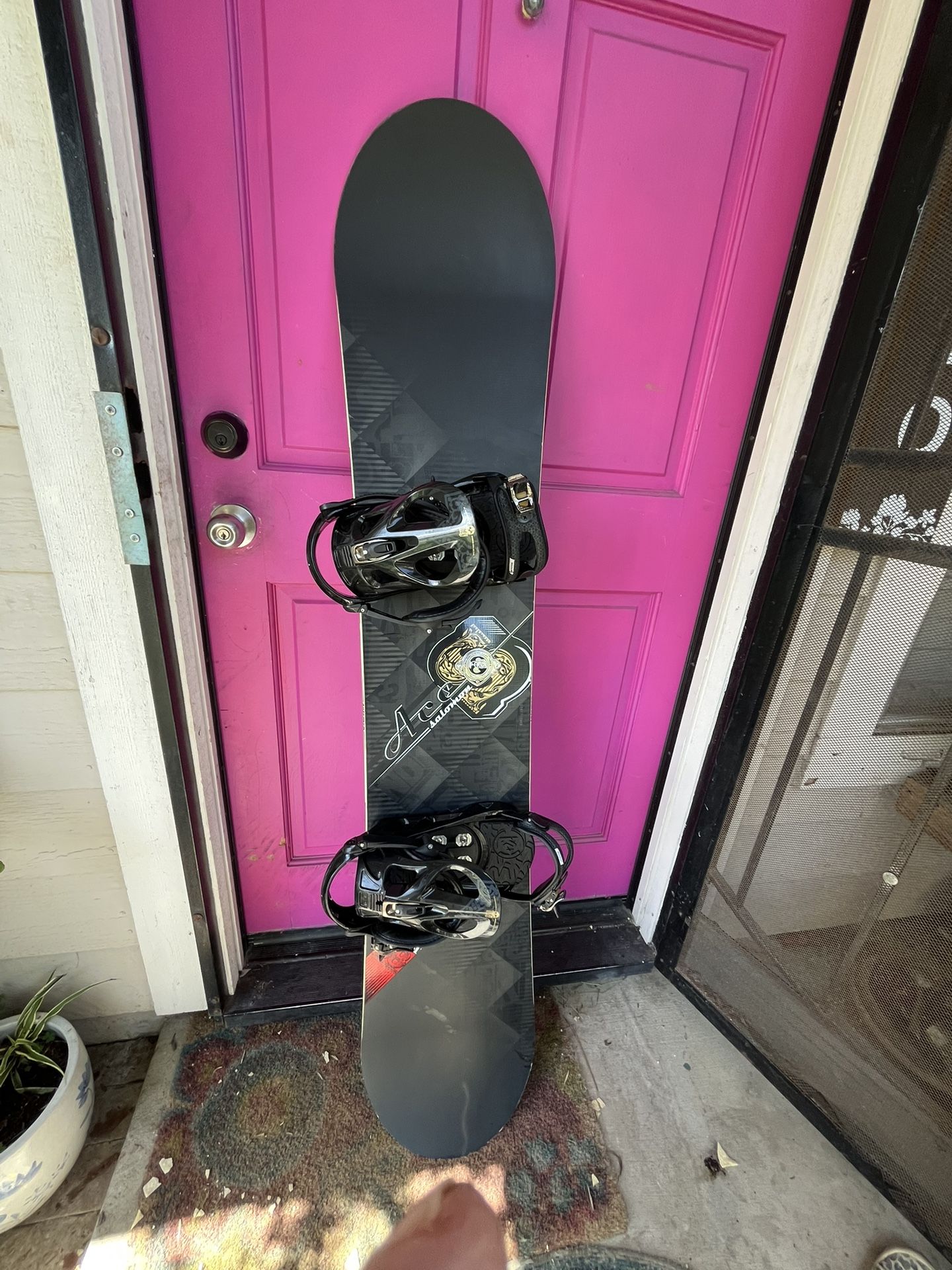 Salomon Snowboard Size 158 Along With Bag And Boots Size 12