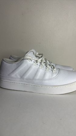 Jordan Westbrook 0 Low  size 14t