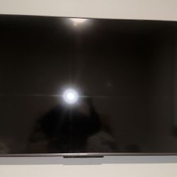 50in Hisense Smart TV