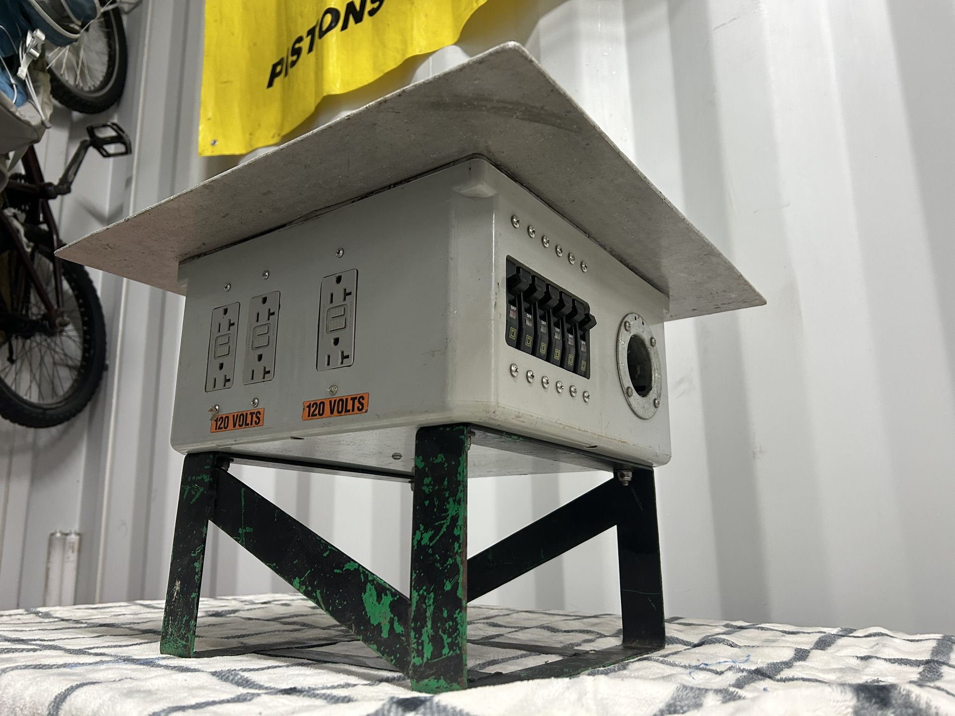 50 AMP Spider Box