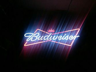 Light up Budweiser sign